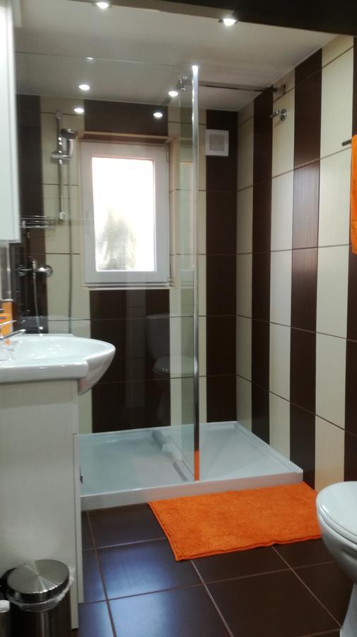 Kéri Vendégház Mosonmagyaróvár Exterior foto