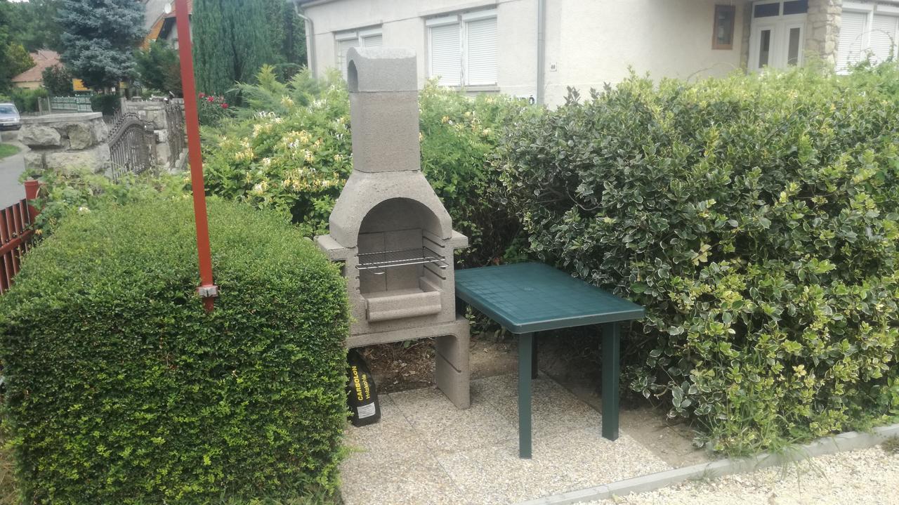 Kéri Vendégház Mosonmagyaróvár Exterior foto